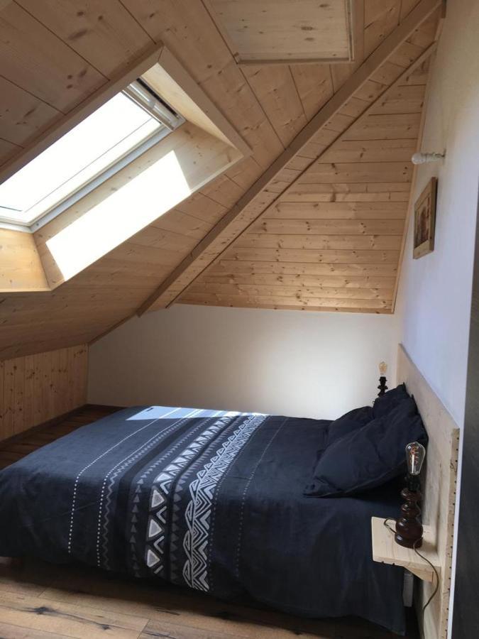 Les Piroulards Apartamento Dompierre-les-Tilleuls Exterior foto